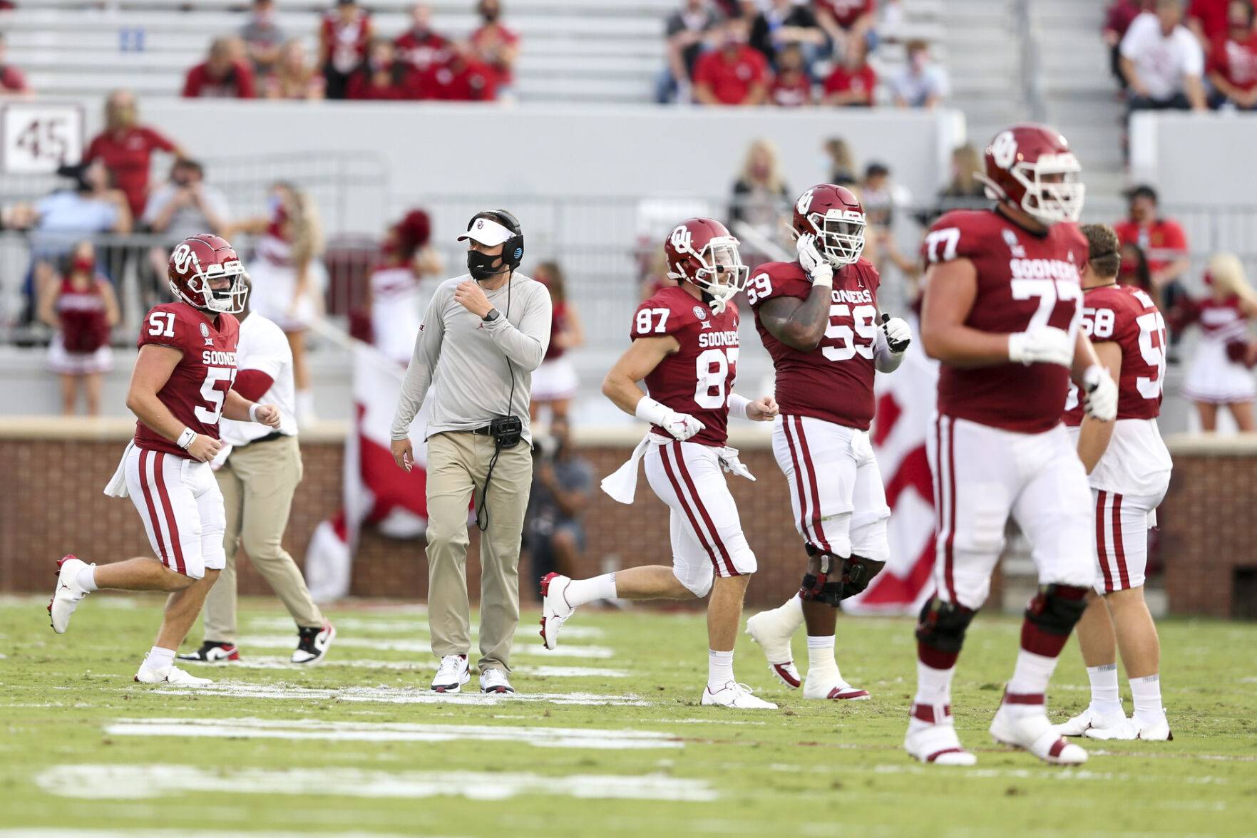 Oklahoma Sooners vs Missouri State Bears